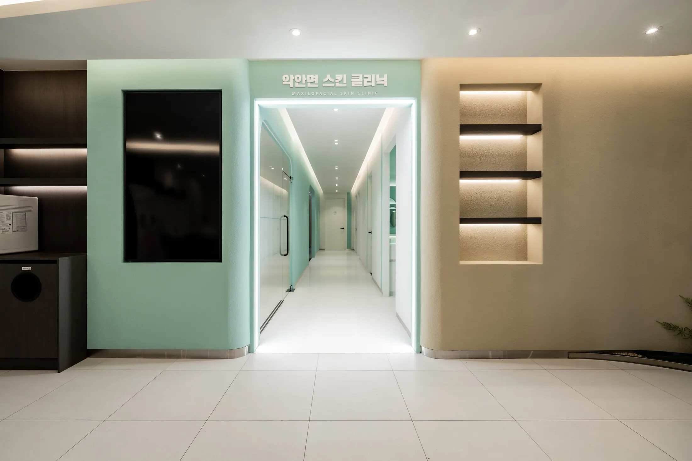 하양 오늘피부과의원 입구
